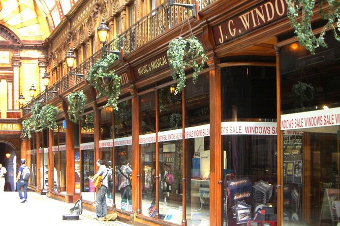 1.5 Hour Explore Newcastle Walking Tour - Pink Lane and artisan alley vibes