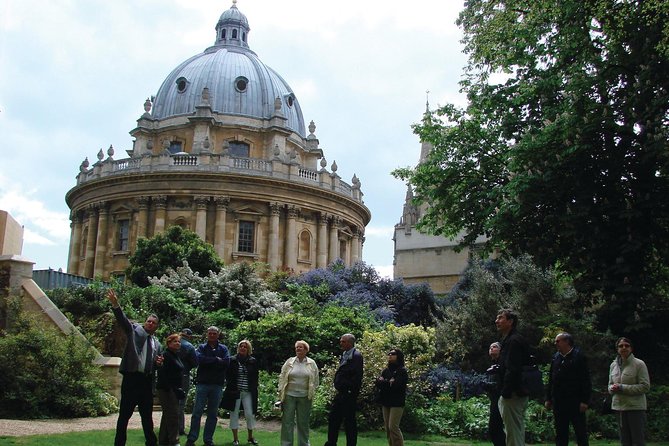 1.5-hour Oxford City and University Walking Tour - Where The Tour Starts: Trinity College Blue Gates
