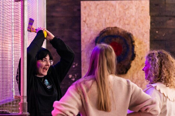 1 hour Private Axe Throwing Experience in Eastbourne - The 1-Hour Axe Throwing Experience: What You’ll Do