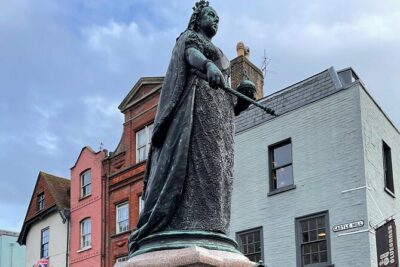 1,000 Years of Royal History from Windsor to Eton: A Self-Guided Audio Tour - Starting at Windsor Royal: getting your bearings before the story begins