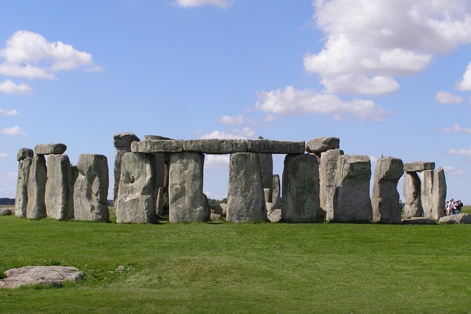 2-Day Stonehenge, Cotswolds, Bath and Oxford Private Tour from Southampton - The Cotswolds Overnight Choice: Why Burford Works and What You Need to Book