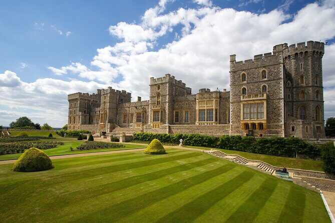 2-Day Windsor, Stonehenge, Bath & Oxford Tour Including Admission - Day 2: Bath morning, then Cotswolds for the postcard stop
