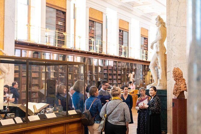 2 Hour Guided Walking Tour at British Museum - Getting Oriented Inside: Why a Guide Beats Reading Plaques