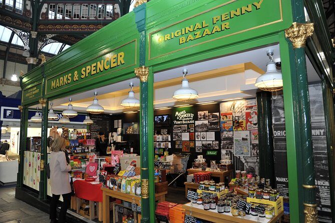 2 Hour Leeds Highlights Walking Tour - Thornton’s Arcade and Victoria Leeds: shopping arcades with two very different personalities