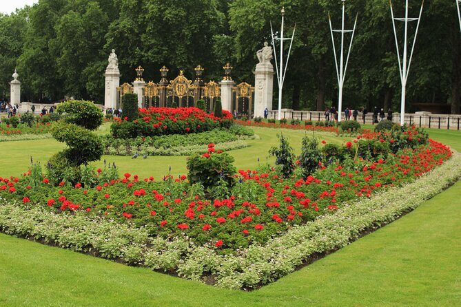 2 Hour Walking Tour from Buckingham Palace to Big Ben - Admiralty Arch, Horse Guards Parade, and Whitehall’s power street
