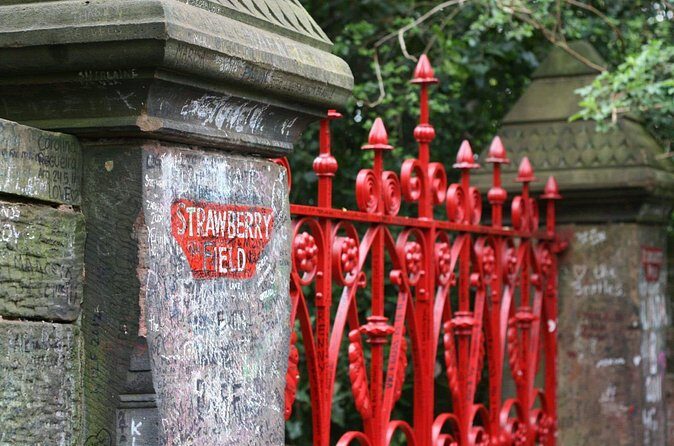 2 hours Best of the Beatles Highlights Taxi Tour of Liverpool - Price and value: $205.96 per group for up to five