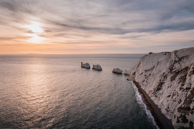 3-Day Isle of Wight and the Southern Coast Small-Group Tour from London - Day Three: Winchester’s condensed charm and Runnymede’s Magna Carta meadow