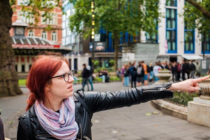 3-Hour Private Guided Walking Tour of London - Southwark: stepping south of the Thames into a different London