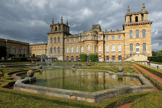3 Hour Private History Tour to Blenheim Palace in a Rolls Royce - Oxford to Blenheim in a Rolls Royce or Bentley: The Point of Going Private