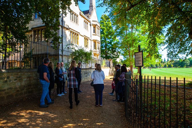 3-Hour Private Tour of Oxford With University Alumni Guide - History of Science Museum and Blackwell’s: Two Stops With Different Vibes