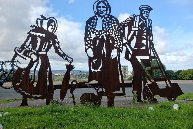 3 Hours Football Stadiums E-Bike Tour in United Kingdom - Goodison Park’s club timeline and the Everton Trinity sculptures