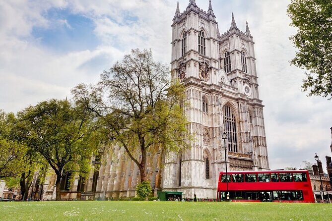 4-Hour Private Guided Tour of London on a Classic Itinerary - National Gallery and National Portrait Gallery: free art stops you can actually enjoy