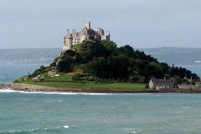 5-Day Devon and Cornwall Small-Group Tour from London - The return day: Bodmin Moor and Glastonbury in one push