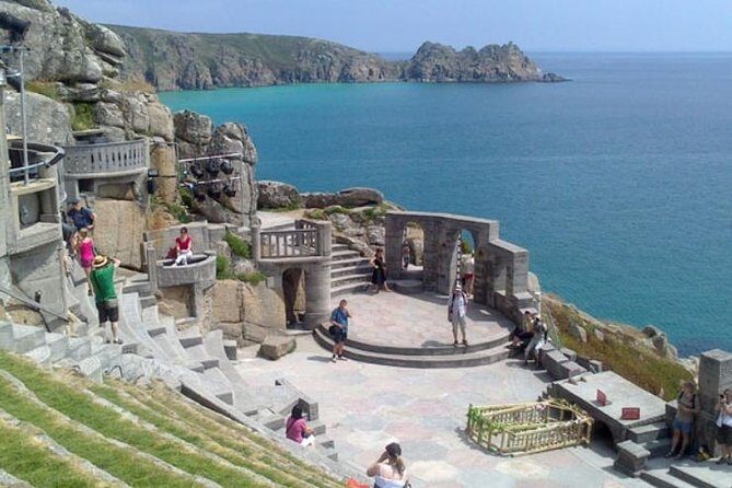 5-Day Devon and Cornwall Small-Group Tour from London - Where you stay: B&B feel vs hotel comfort in Exeter/Torquay and Falmouth