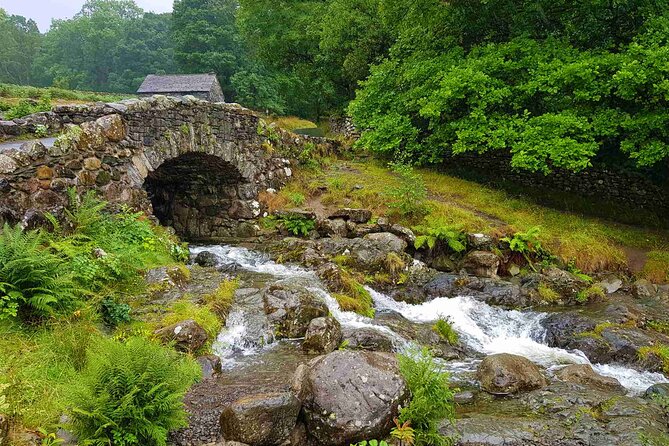 8 Lakes in a Morning - Stories and viewpoints: Thirlmere, Surprise View, and Ashness Bridge