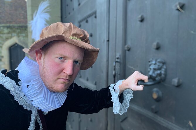 A Historical tour of Warwick with Queen Elizabeth's Secret Lover - Why this Warwick “secret lover” story walk feels different