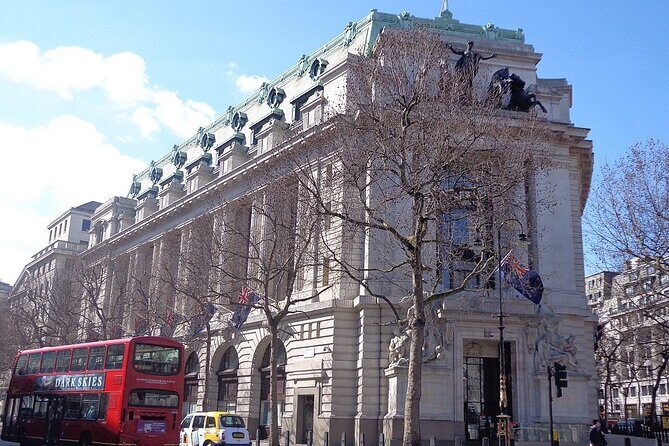 A Muggle's Guide to Harry Potter Walking Tour in London - Price and time: what $54.97 buys you in London