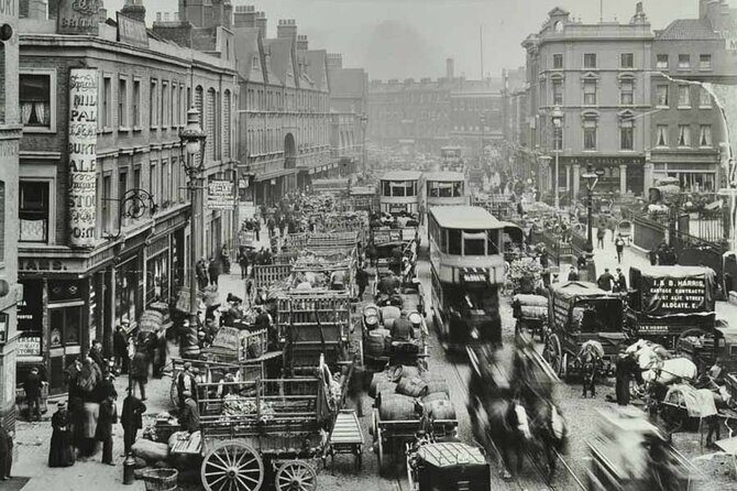 A Private VIP Jack the Ripper Black Cab Tour - Cable Street mural walk and the mortuary clue