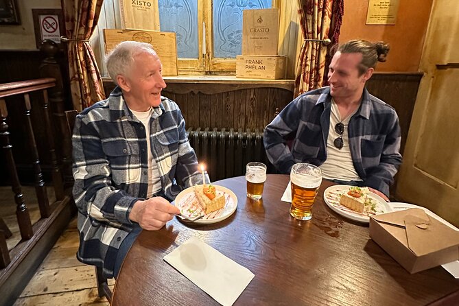 A Taste of Manchester's Cottonopolis with Meals, Drinks and Guide - Cottonopolis, but make it food