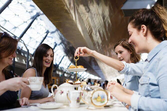 Afternoon Tea and Visit to Cutty Sark Ship in London - Timing: 12:00, 1:30, or 3:00 and Why Cutty Sark Closes at 5:00