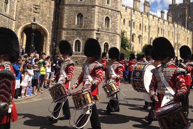Afternoon Trip London to Windsor Castle - London Pickup to Windsor: The Real Payoff Is Being Unscheduled