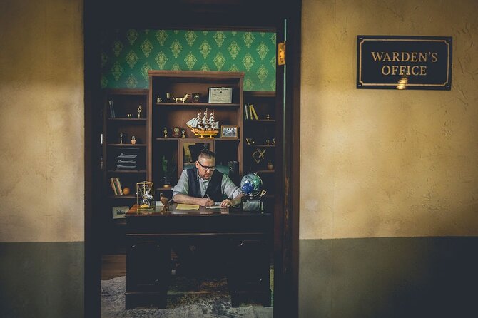 Alcotraz Prison Cocktail Experience in London - Who should book Alcotraz and who might skip it