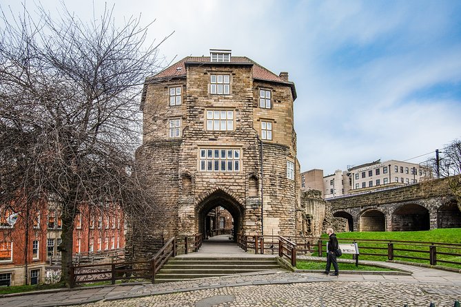 Annual Admission Newcastle Castle Ticket - Castle Keep vs Black Gate: plan your route like a pro