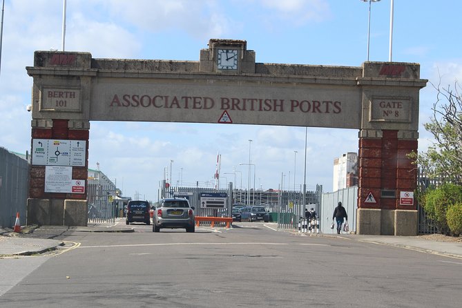 Arrival, Departure or Round Trip Private Transfer: Central London to Southampton Cruise Port - The Drive to Southampton: Live Traffic, Comfort, and Real-World Routing