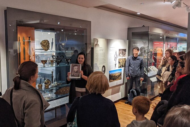 Ashmolean Museum Tour - by Uncomfortable Oxford™ - Should you book the Ashmolean Museum Tour by Uncomfortable Oxford™?