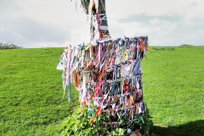 Avalon Adventure - White Spring Well & Temple: a free sacred-water pause