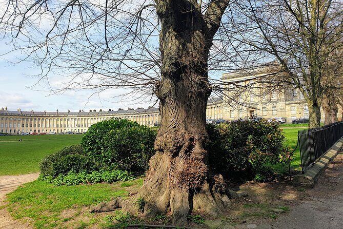 Bath - (4 hours) Extended Walking Tour - Blue Badge guide - The Royal Crescent, The Circus, and the Avon riverside photo loop