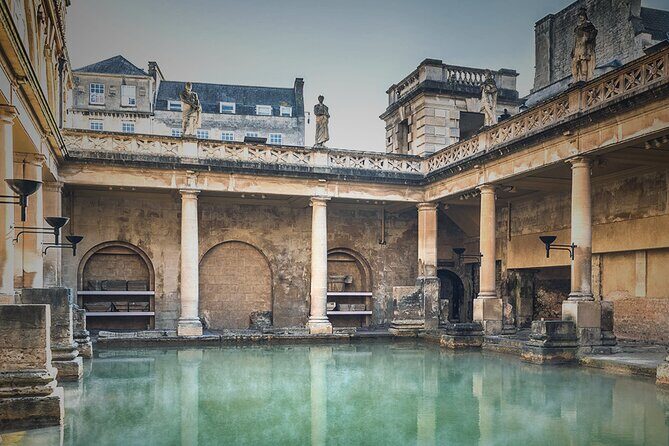 Bath and Cotswolds Guided Tour from London - Cotswolds Stops: Photo Villages With a Clock Running
