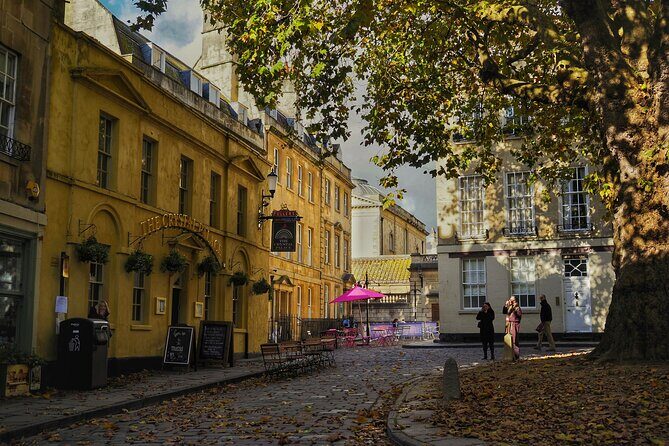 Bath Bridgerton walking tour of filming location with Mobile App - The ball filming locations: where social scenes meet real architecture