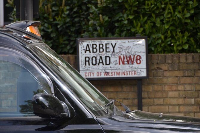 Beatles Fab 4 London Taxi Tour - Why a taxi-based Fab 4 tour feels different in London