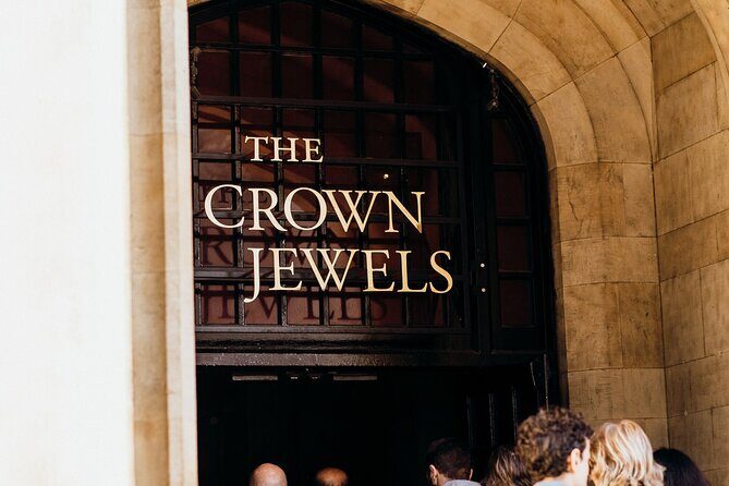 Best of London Tour - Crown Jewels, River Cruise & History Walk - Tower of London free time: control the pace without losing the plot