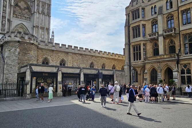 Best of Westminster Abbey with Upper Gallery & Buckingham Palace - Main Abbey Highlights: monarchs, power, and why the Crown connections matter