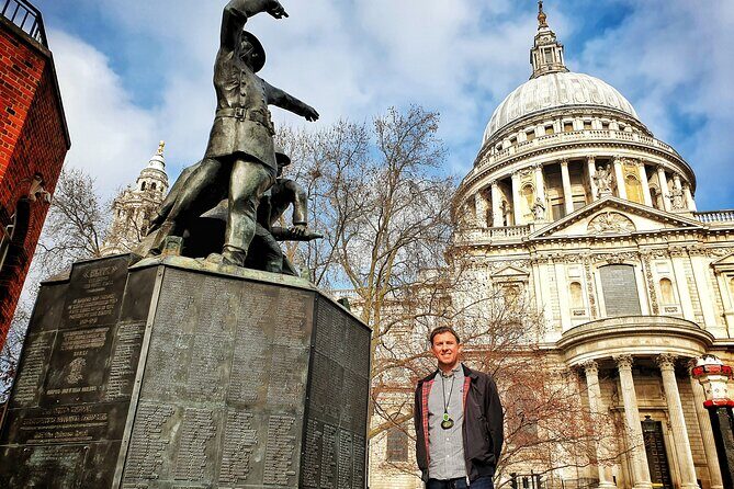 Black Cab Tour of London - Premium Sightseeing Taxi Tour - Hotel pickup within 4 km of Trafalgar Square (and why it matters)