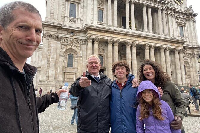 Black Taxi Tour Of London - Downing Street: what you can see, and what you shouldn’t expect