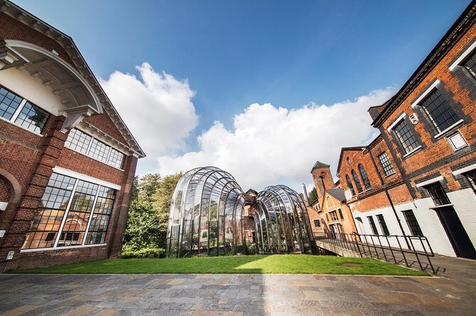 Bombay Sapphire Gin Distillery Tour and Cocktail - Why Laverstoke Mill makes this Bombay Sapphire tour feel different