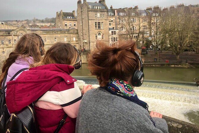 Bridgerton Tour and Bath City Highlights with Music - Small Group Size and the Guide Factor