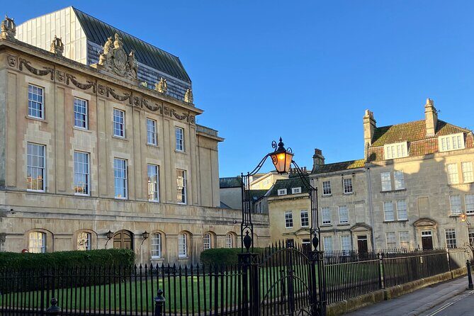 Bridgerton’s Filming Locations in Bath Audio Guide - Finding show locations through real streets and real details