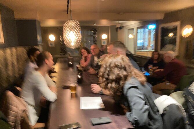 Bristol private pub hopping and sightseeing with local guide - College Green: Craft Beer While You Look at the Park Area