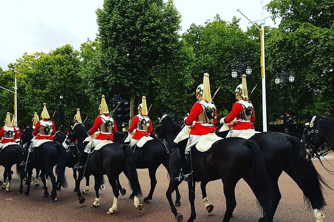 British Royalty walking tour including The Changing Of The Guard! - Royal House stop and seeing where Prince Charles and Camilla live