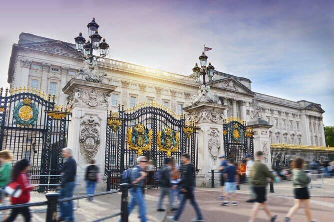 Buckingham Palace Visit & Changing of the Guard Walking Tour - Price and What You Get for Around $100