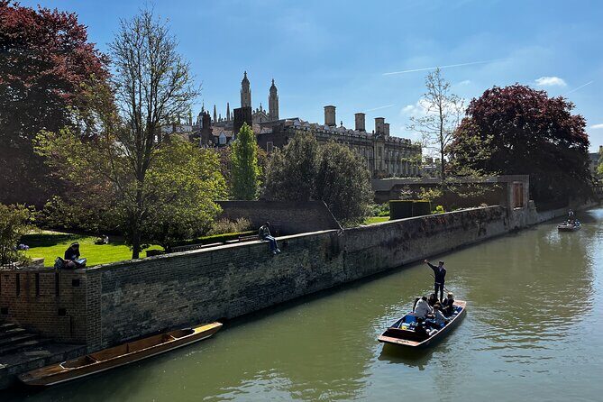 Cambridge Self Guided Walking Tour - A smart way to see Cambridge colleges, museums, and the River Cam