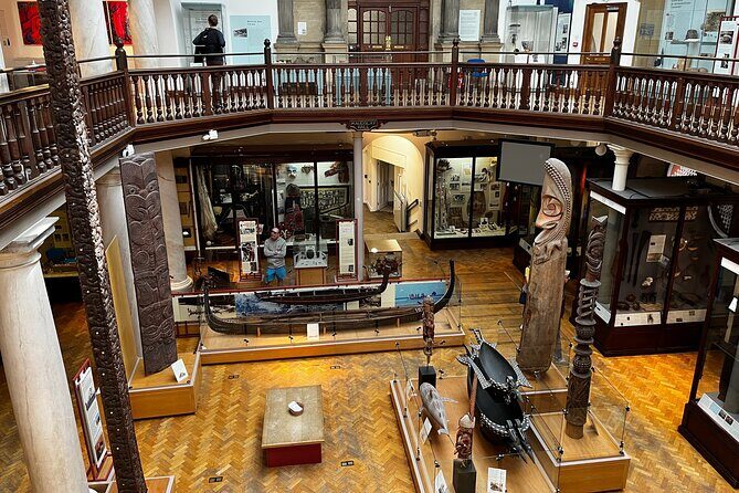 Cambridge Self Guided Walking Tour - The University Museums: from 4.5 billion years to famous fossils