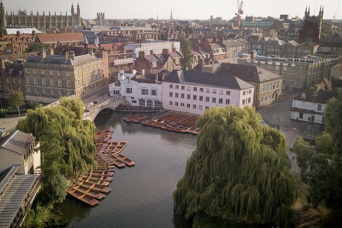 Cambridge University Colleges Guided Punting Tour - Starting at Scudamore’s Mill Lane: A practical way to hit the river early