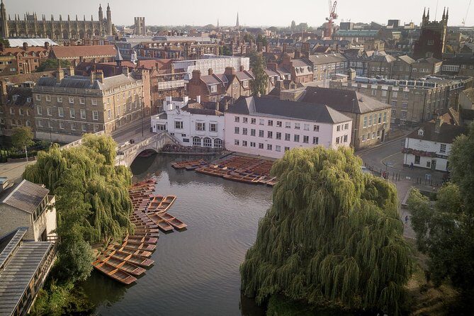 Cambridge University Walking Tour by Alumni™ Kings College Option - Price and value: $33.29 for a smart orientation to Cambridge