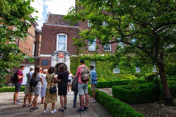 Cambridge University With Alumni: Optional Kings College Entrance - Corpus Christi and the Mathematical Bridge: Legends, Courts, and Real Origins