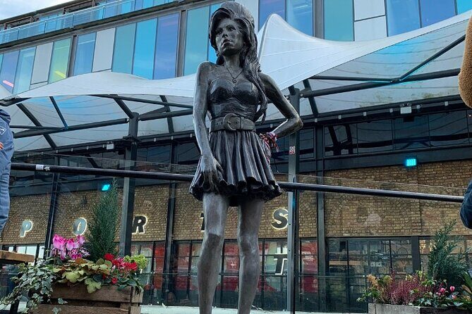 Camden Walking Tour in London - Amy Winehouse Statue: A Camden Landmark With Real Emotional Weight